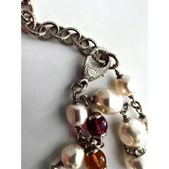 Vintage Chanel Faux pearl and Resin necklace - Picture 6 of 7